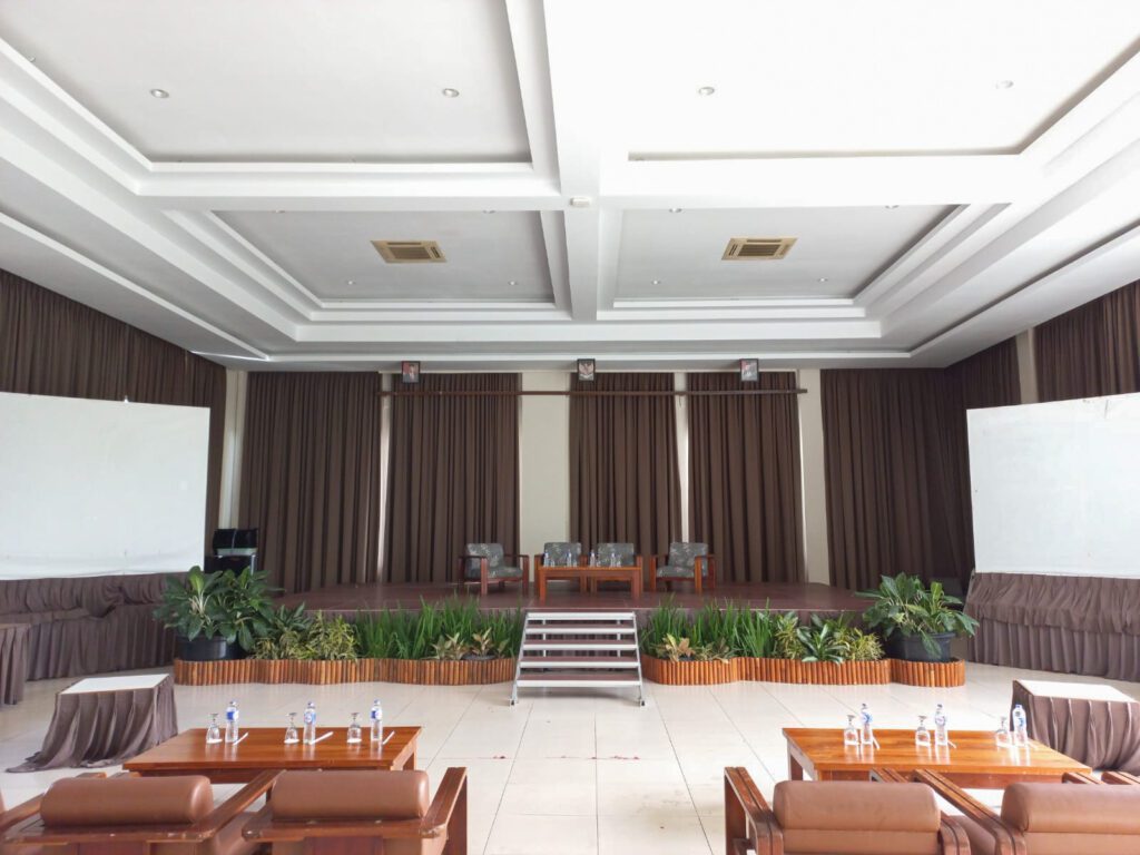 Timur-Facility-Hall Remboelan
